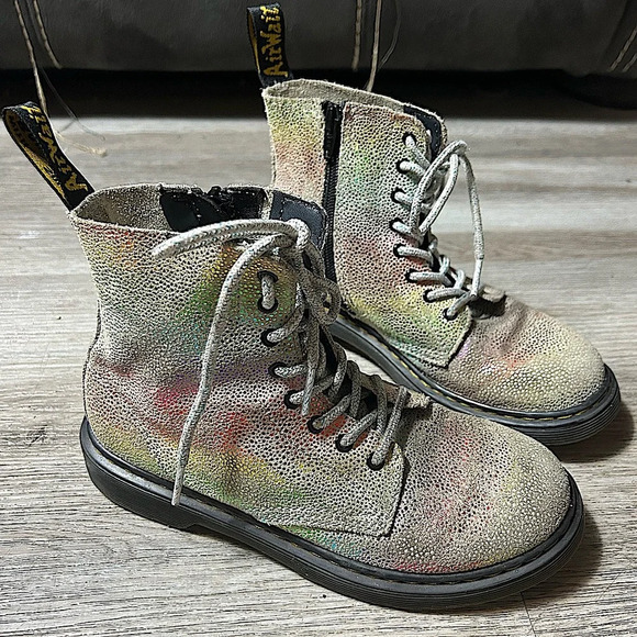 Dr.Marten Kids Rainbow Pascal 1460 Boot - Picture 1 of 7